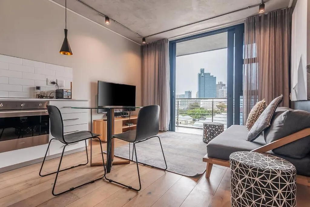 Luxurystay One Bed, Suite 504 Table Mountain Views Cape Town Apartment