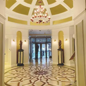 Apartment Taj - Luxury 5 Star - Very Spacious With Kitchenette, Lions Head Views, Cape Town